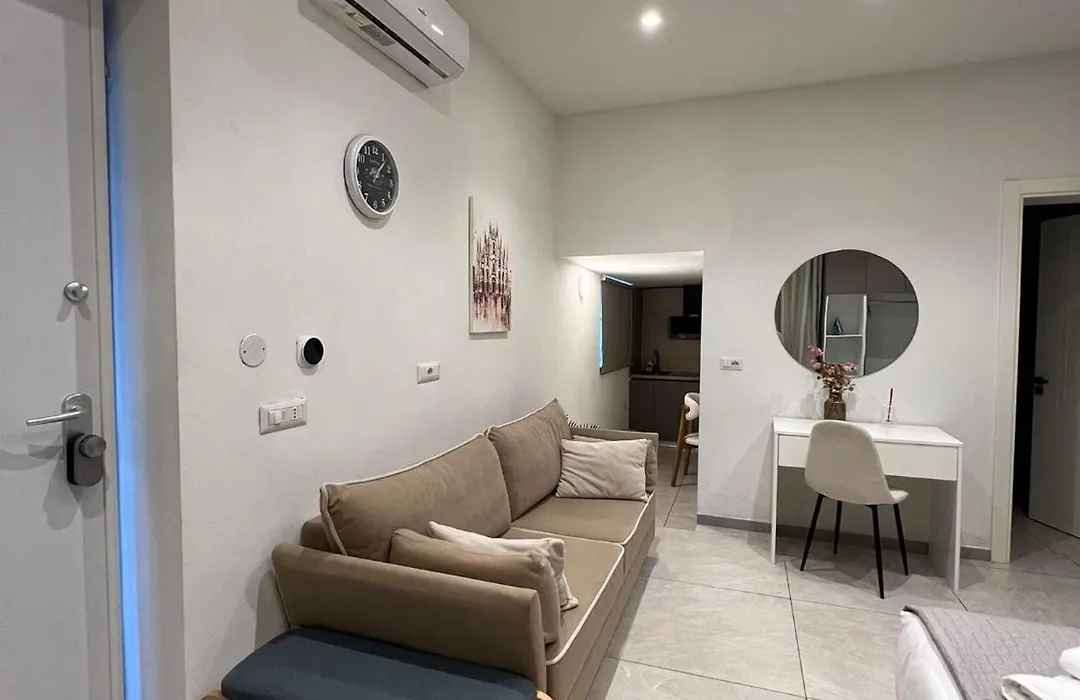 Brianza Home-1